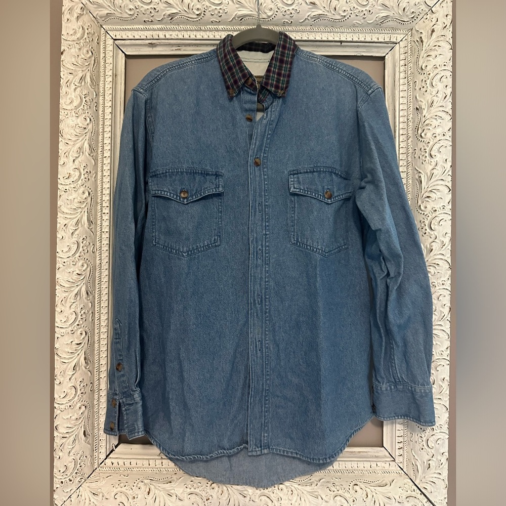 Vintage Roper denim shirt with plaid collar. Size S.  ❣️
